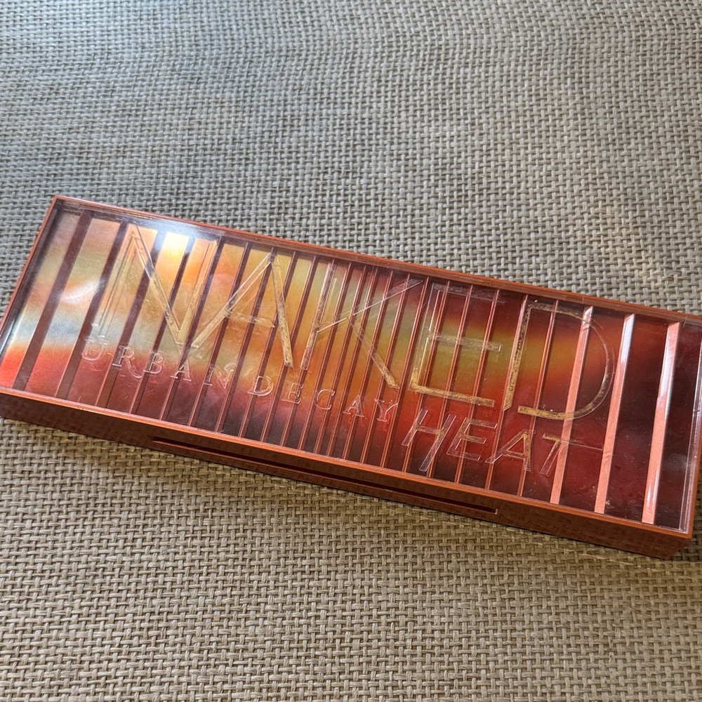 Urban Decay Naked Heat Palette with Warm Shades neutrals eye makeup eyeshadow